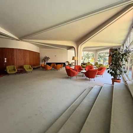 Host4u - Relais Alba Beautiful Loft In Gardone Riviera, Of Garda Daire *